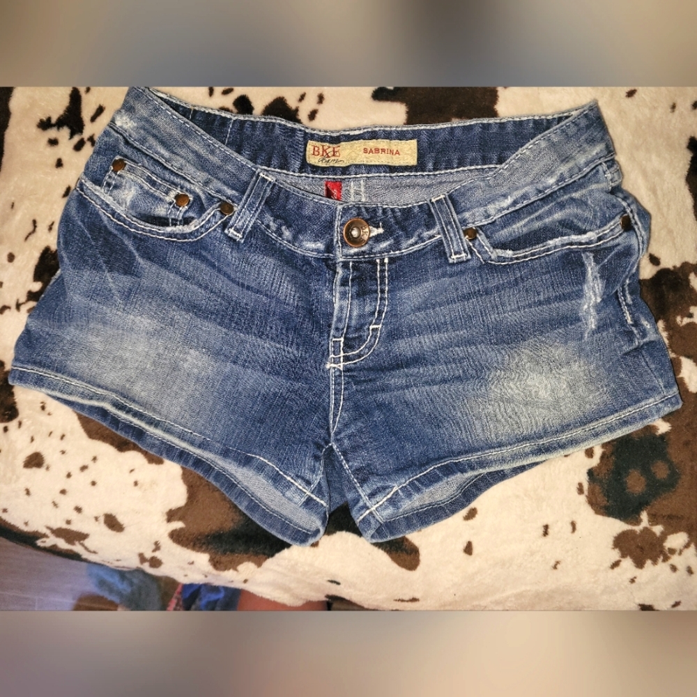 BKE shorts size 26